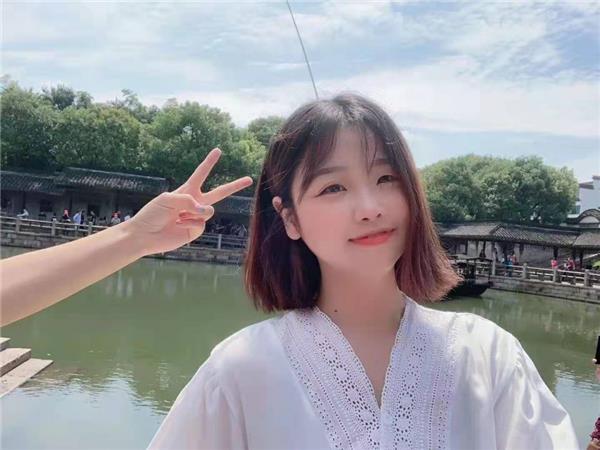 福州台江万达附近的丰满妹子